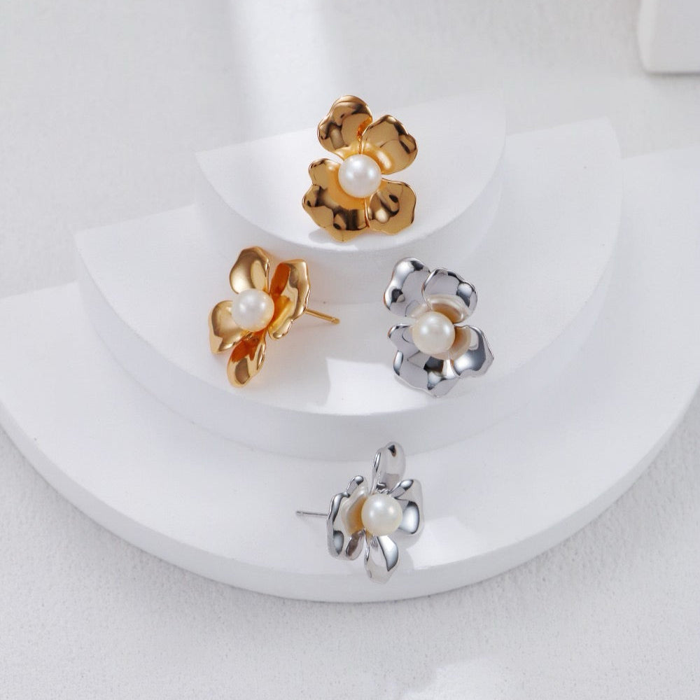 Elegant Gold Pearl Pendant Earrings