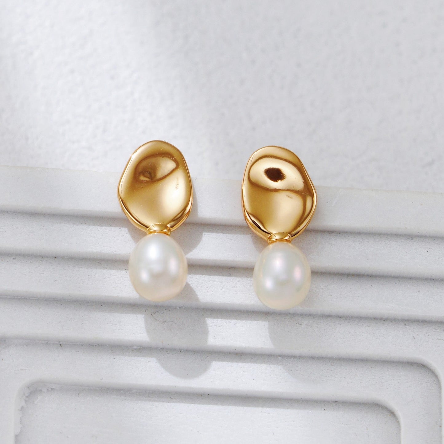 Elegant Gold Pearl Pendant Earrings