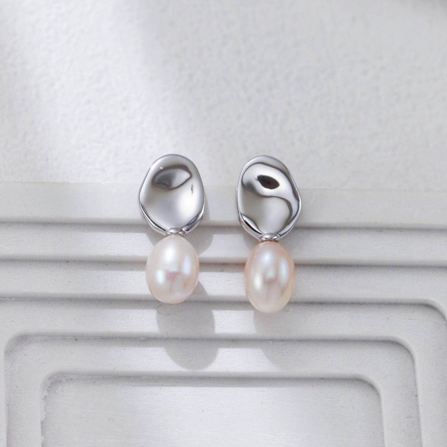 Elegant Gold Pearl Pendant Earrings