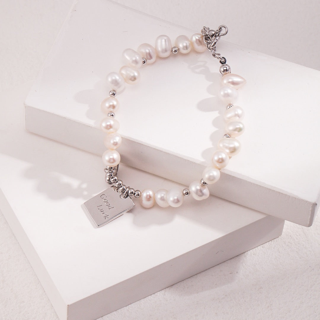 Lucky Heart Pearl Bracelet