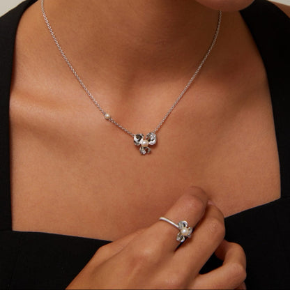 S925 Silver Petal Necklace