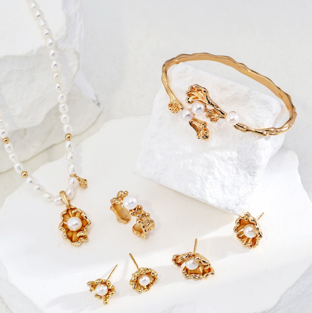 Sterling Silver Pearl Bracelet with Wave Element design Series