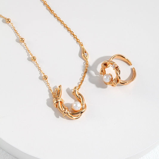 Elegant Sterling Silver Pearing Ring and Lecklace